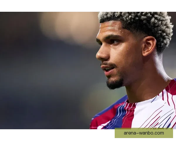 阿劳霍因股二头肌不适被换下 赛后伤情令人担忧